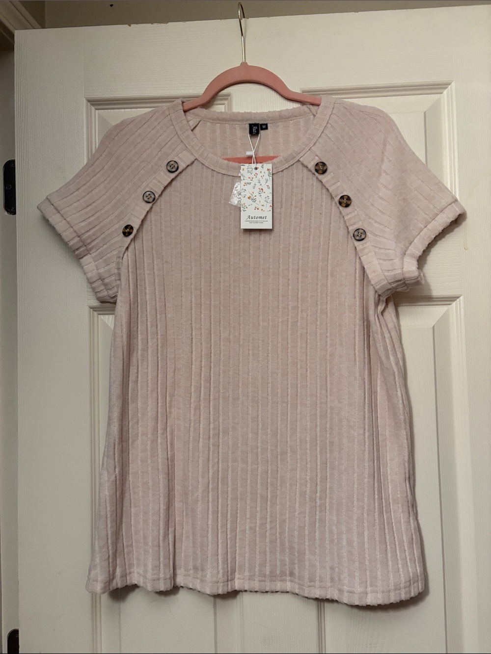 Ribbed Short Sleeve Button-Shoulder Top in Light Pink